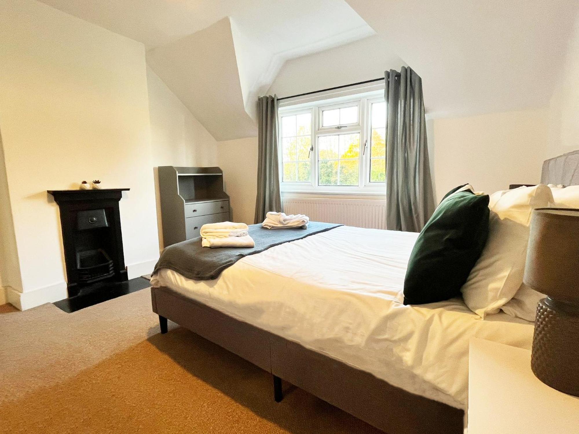 Oxford - Private House With Garden & Parking 16 Appartement Buitenkant foto